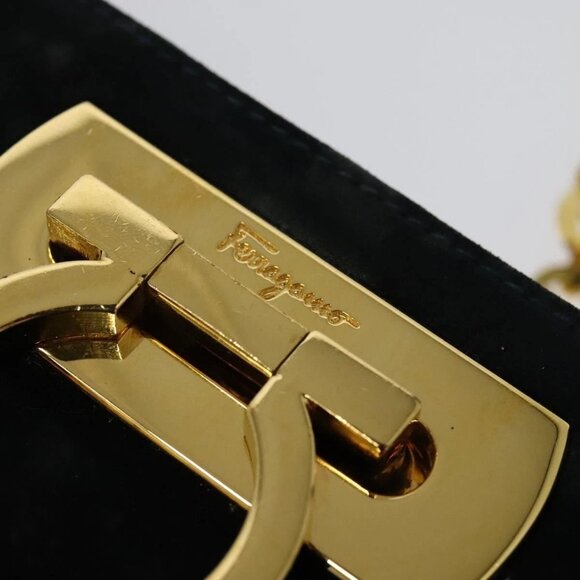 Salvatore Ferragamo Gancini Chain Shoulder Bag Suede Black Gold Auth 140965 - Picture 14 of 16